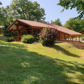 Charmant Chalet LE DAMELI, Village du Soleil, Chalet 61
